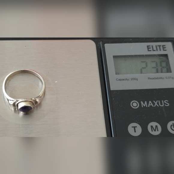 VINTAGE STERLING SILVER SAPPHIRE LADIES RING 2.38 Grams Size 7 - Picture 7 of 7